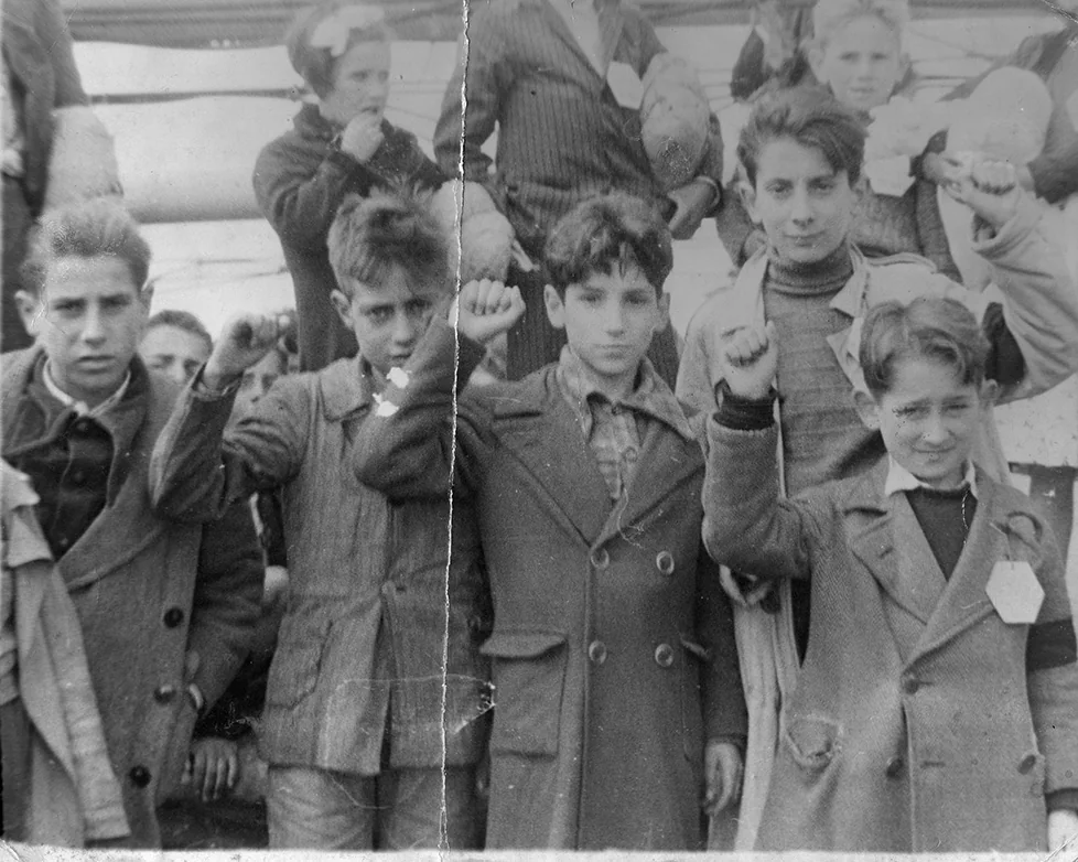 Historical photograph of Spanish children used in the visual research